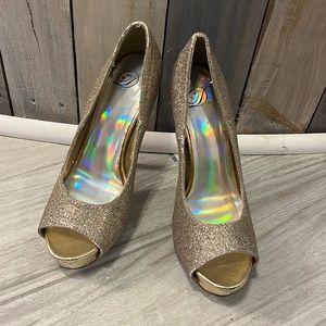 Gold sparkle Platform heels